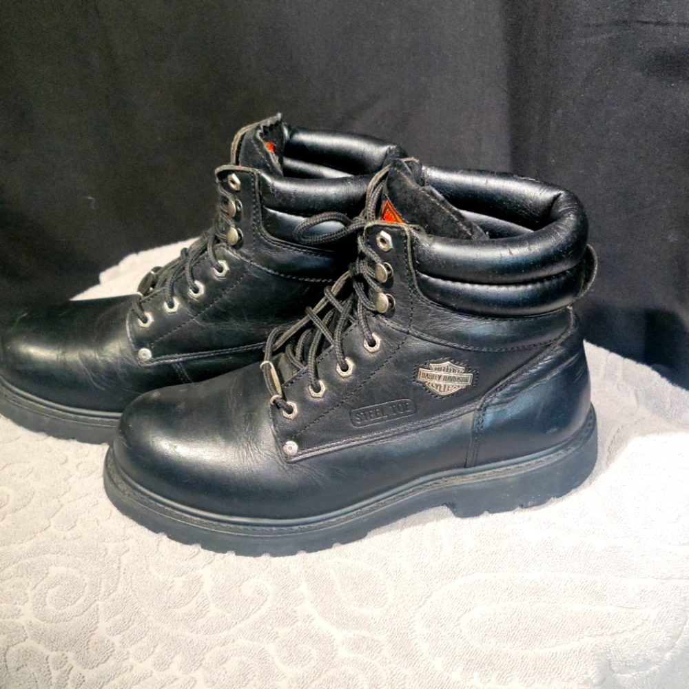 Harley Davidson motorcycle boots